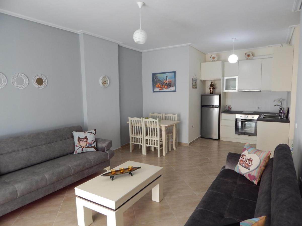 Modern Spacious 1 Bedroom Flat Next To The Beach Vlorë Eksteriør billede